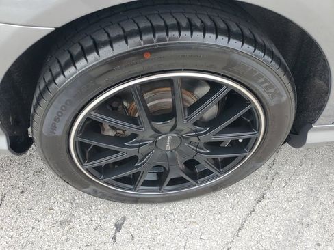 Used 2011 Mercedes-Benz C 300 4MATIC Sedan image 9