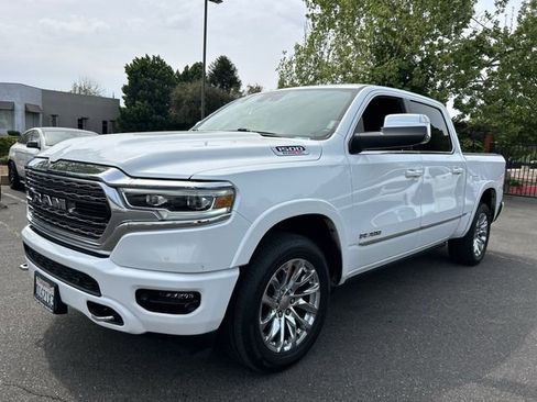 Used 2023 RAM 1500 Limited w/ Trailer Tow Group image 3