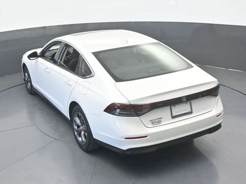 Used 2023 Honda Accord EX image 50