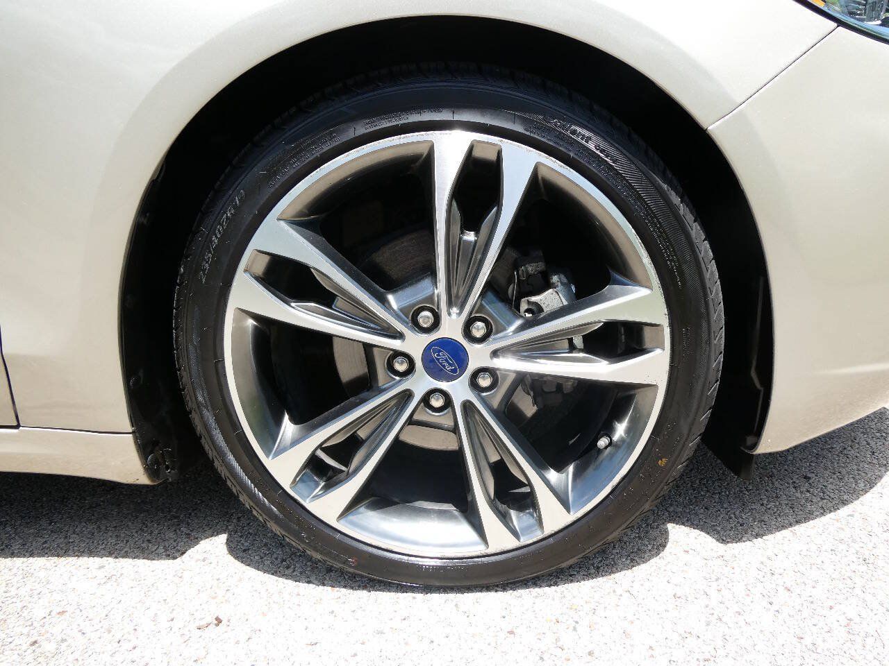 Used 2019 Ford Fusion Titanium AWD/4WD image 33