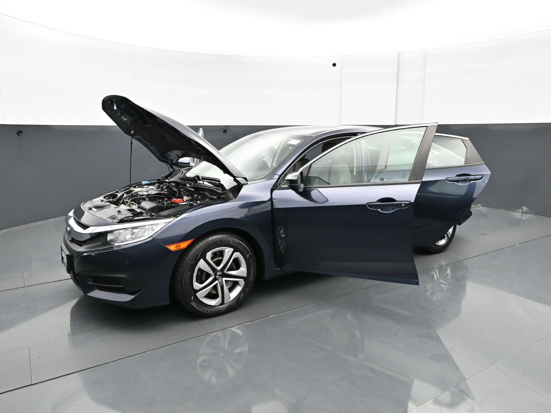 Used 2018 Honda Civic LX image 31