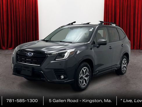 Used 2024 Subaru Forester Premium AWD/4WD image 1