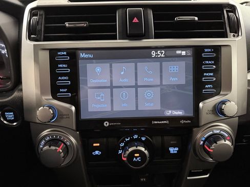 Used 2020 Toyota 4Runner SR5 Premium w/ Moonroof Package RWD image 19