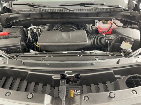 New 2026 Chevrolet Suburban High Country image 18