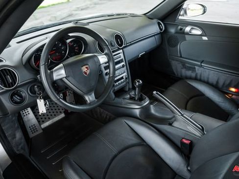 Used 2007 Porsche Cayman RWD image 2