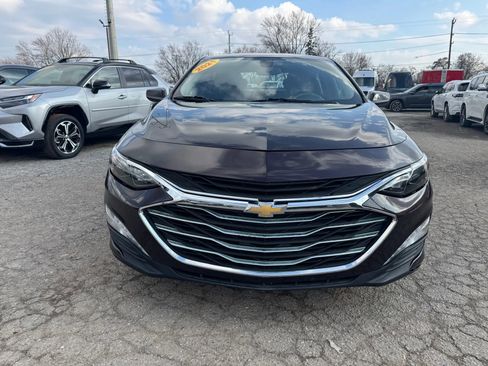 Used 2021 Chevrolet Malibu LT image 9