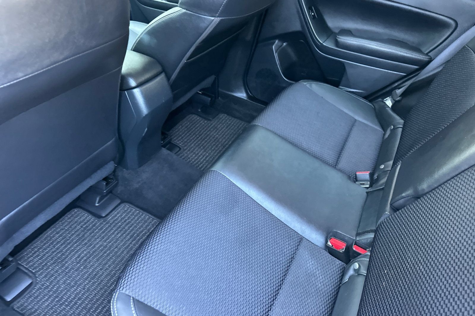 Used 2017 Subaru Forester 2.0XT Premium w/ Popular Package #2A AWD/4WD image 13