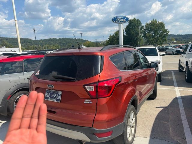 Used 2019 Ford Escape SEL AWD/4WD image 8