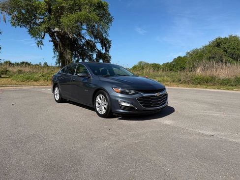 Used 2021 Chevrolet Malibu LT image 7