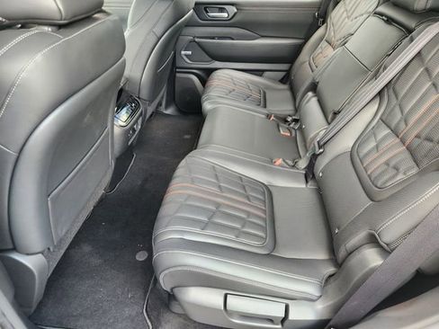 New 2025 Nissan Armada PRO-4X image 24