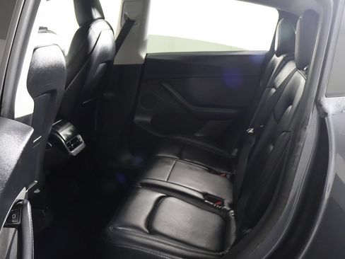 Used 2020 Tesla Model Y Long Range AWD/4WD image 31