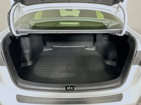 Used 2024 Toyota Corolla SE image 24