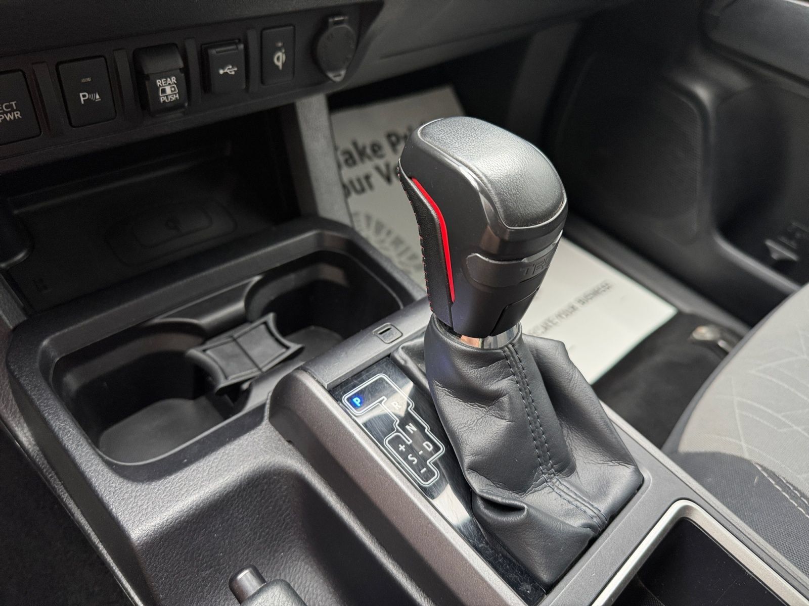 Used 2021 Toyota Tacoma TRD Off-Road w/ Technology Package AWD/4WD image 6