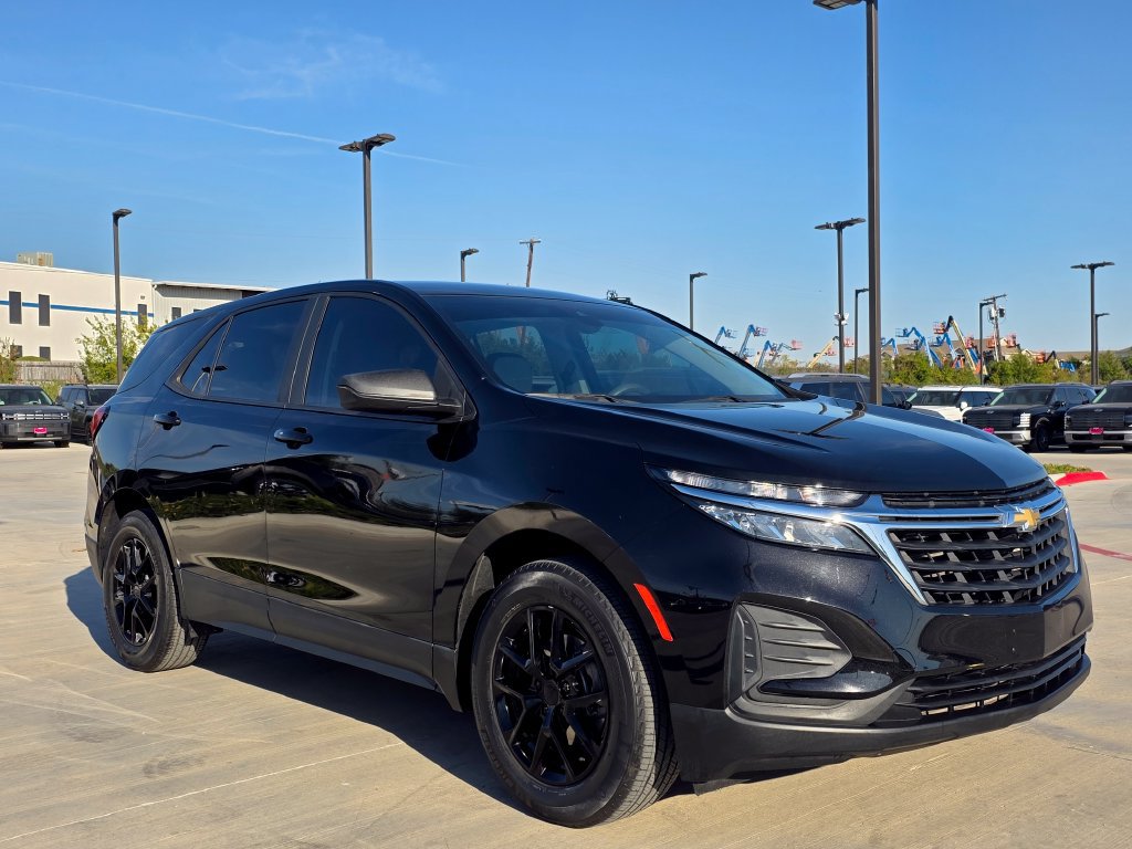 Used 2022 Chevrolet Equinox LS w/ LS Convenience Package FWD 360° Tour
