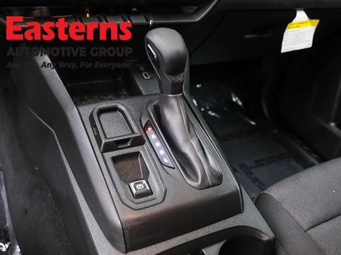 Used 2024 Chevrolet Colorado W/T image 13