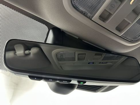 Used 2021 Honda Accord Touring image 39