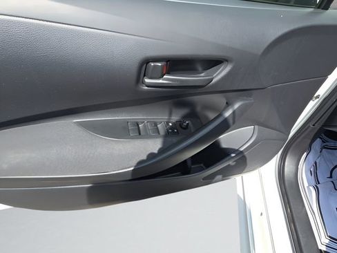 Used 2018 Toyota Camry SE image 13