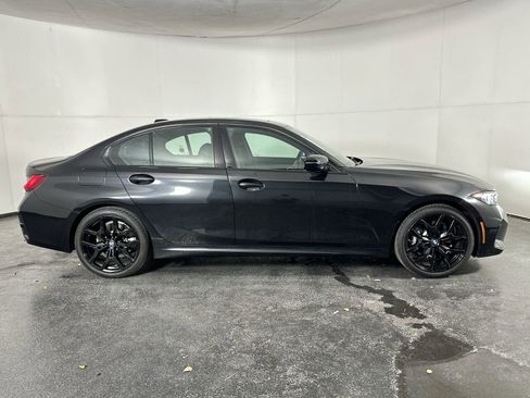 Used 2026 BMW 330i xDrive Sedan image 9