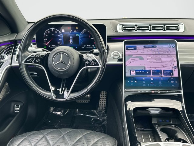 Used 2023 Mercedes-Benz S 580e 4MATIC Sedan image 2