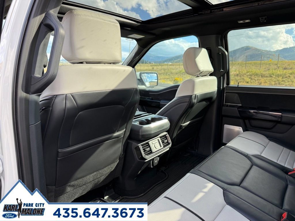Used 2025 Ford F150 Lightning Platinum AWD/4WD image 31