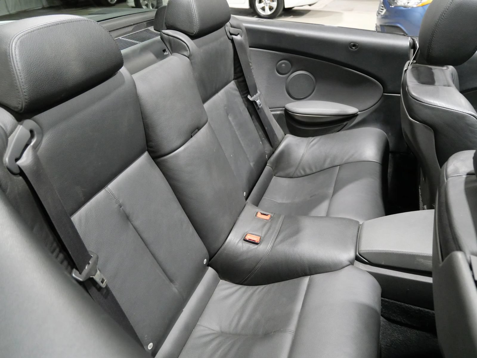 Used 2005 BMW 645Ci Convertible RWD image 12