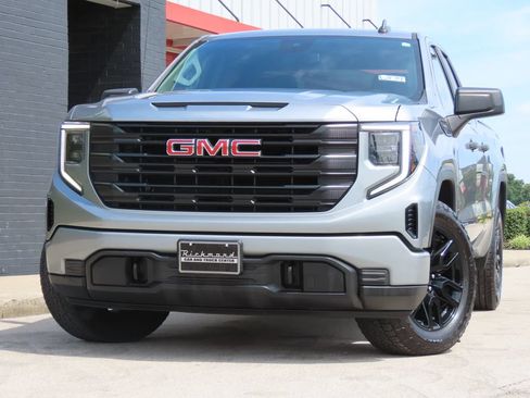 Used 2023 GMC Sierra 1500 Pro w/ Graphite Edition AWD/4WD image 7