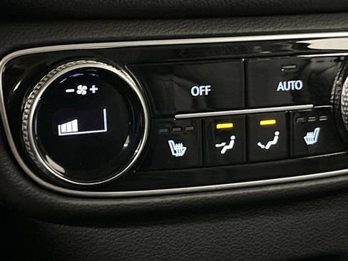 Used 2024 Genesis GV80 3.5T w/ Advanced Package image 38