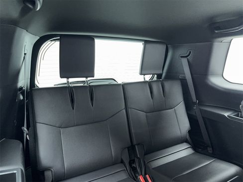 Used 2025 Lexus GX 550 image 51