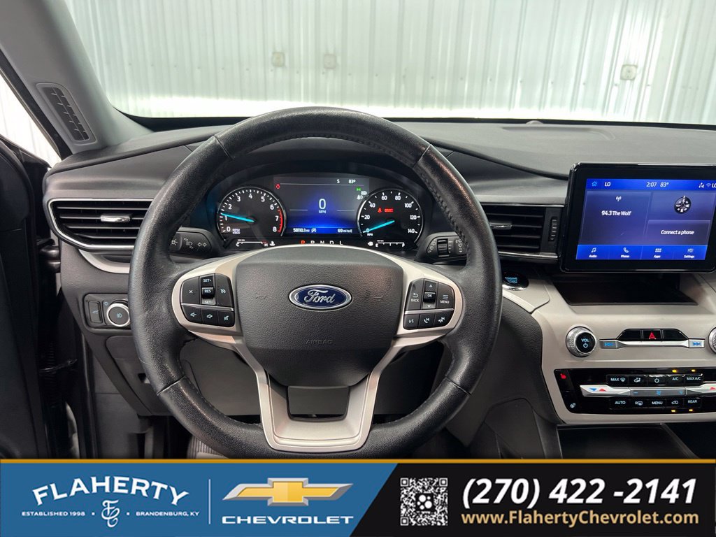 Used 2024 Ford Explorer XLT w/ Equipment Group 202A RWD image 26