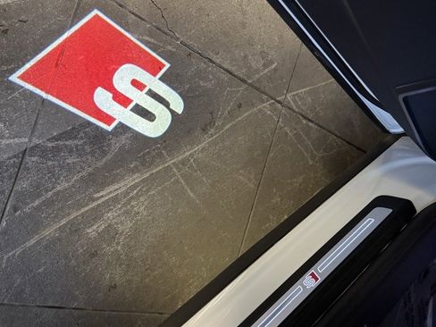 Used 2022 Audi SQ5 Premium Plus image 14