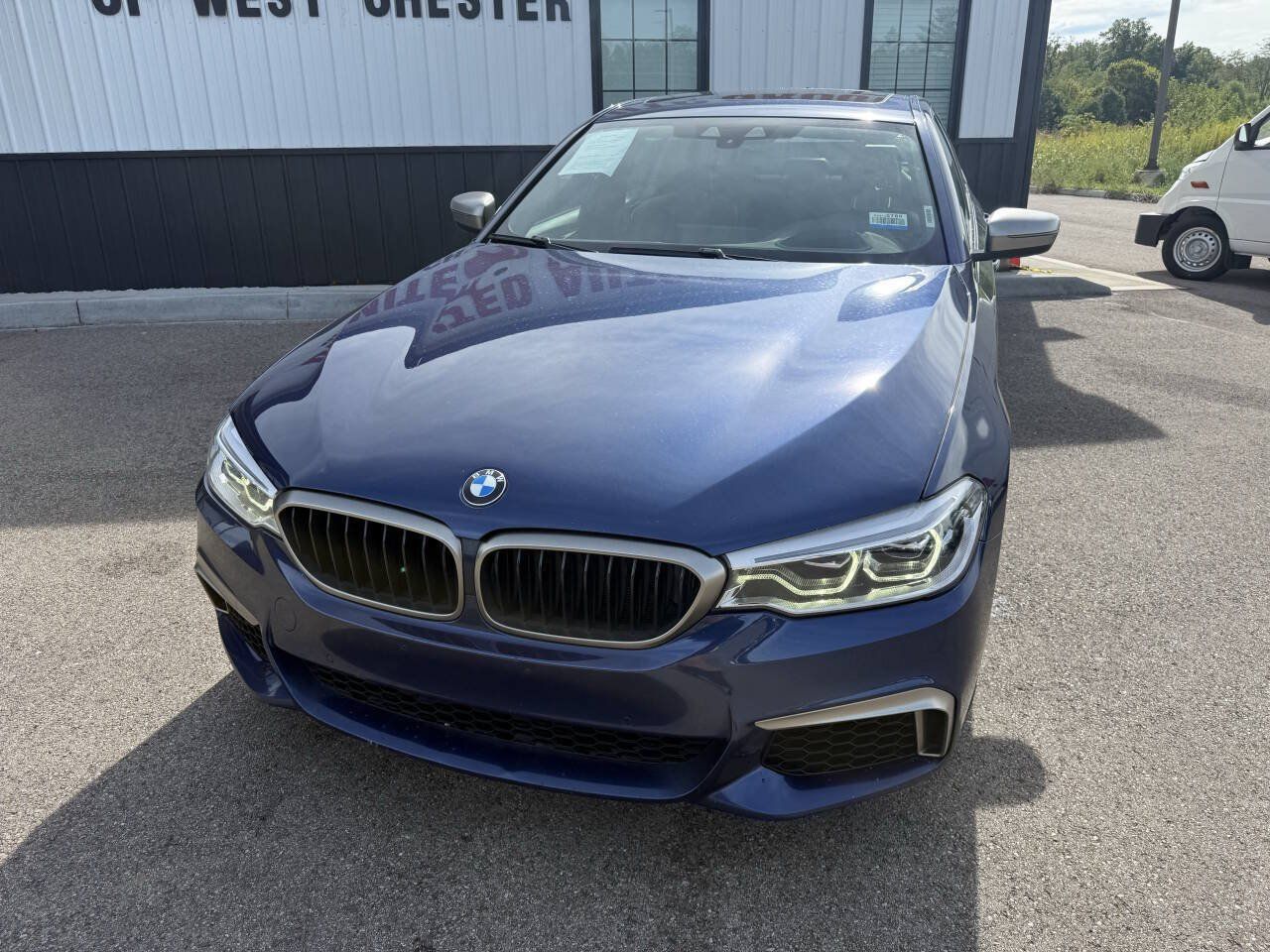 Used 2018 BMW M550i xDrive AWD/4WD image 2