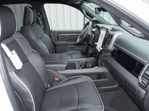 New 2026 RAM 3500 Limited image 31