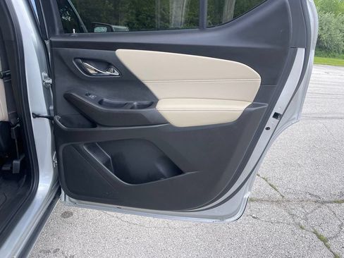 Used 2022 Chevrolet Traverse Premier w/ LPO, Floor Liner Package AWD/4WD image 18