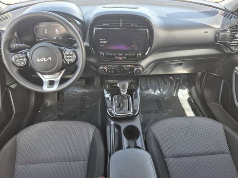 Used 2023 Kia Soul S FWD image 15