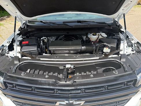 Used 2023 Chevrolet Suburban RST w/ Luxury Package AWD/4WD image 35