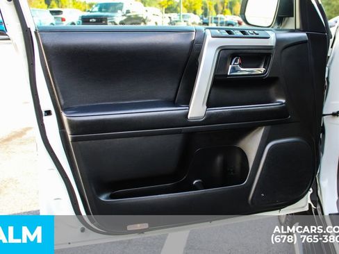 Used 2023 Toyota 4Runner SR5 Premium image 40