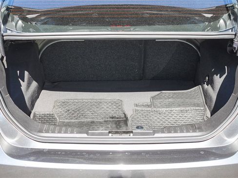 Used 2018 Ford Focus S image 31