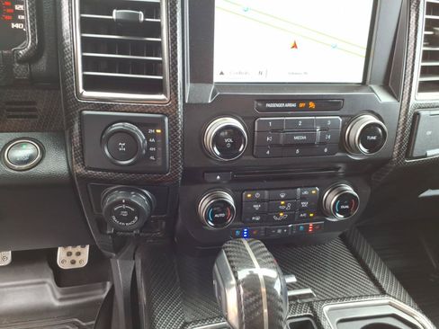 Used 2018 Ford F150 Raptor w/ Equipment Group 802A Luxury AWD/4WD image 21
