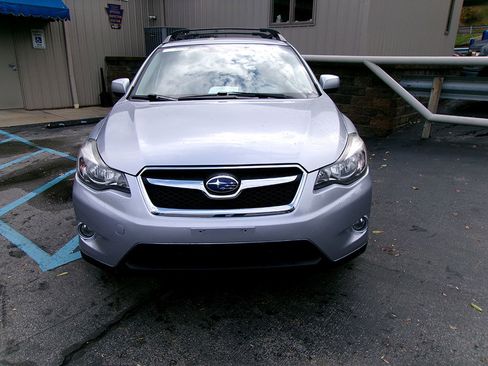 Used 2013 Subaru Crosstrek 2.0i Limited w/ Popular Pkg 2 image 3