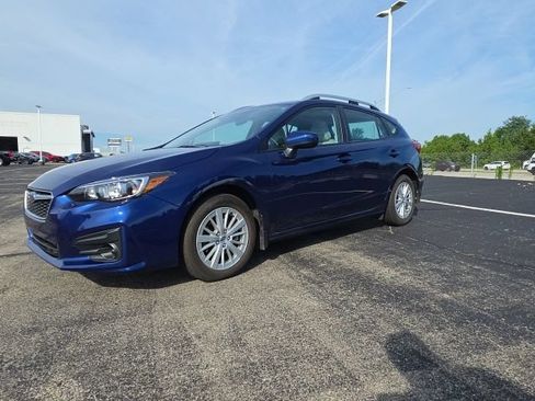 Used 2018 Subaru Impreza 2.0i Premium AWD/4WD image 6