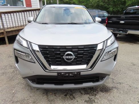Used 2022 Nissan Rogue SV FWD image 3