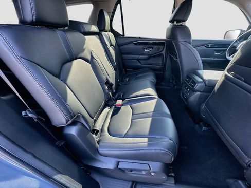 Used 2024 Honda Pilot Touring image 34
