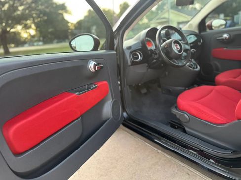 Used 2015 FIAT 500 Pop FWD image 9