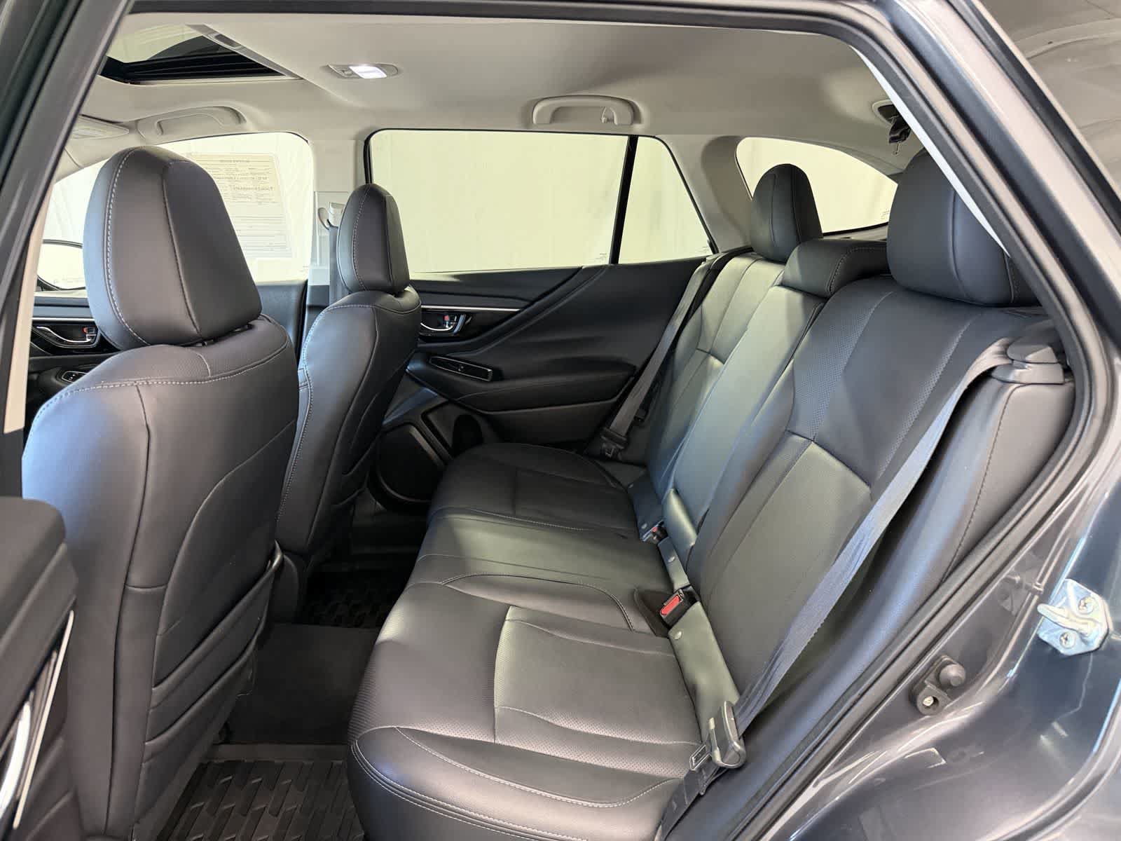 Used 2023 Subaru Outback Limited AWD/4WD image 11
