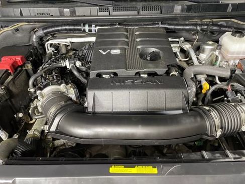 Used 2023 Nissan Frontier PRO-4X w/ Pro Convenience Package image 12