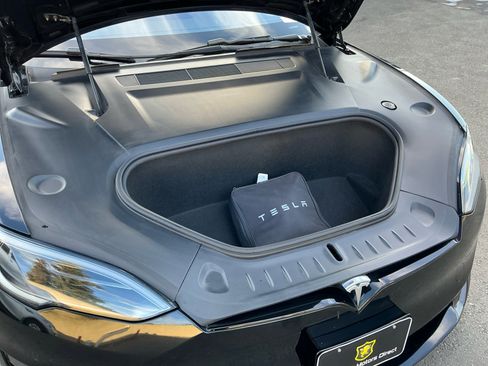 Used 2022 Tesla Model S image 23