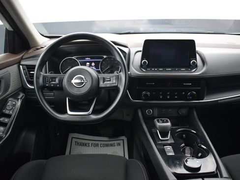 Used 2023 Nissan Rogue S AWD/4WD image 15