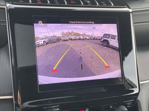 New 2025 Jeep Grand Cherokee Altitude image 6