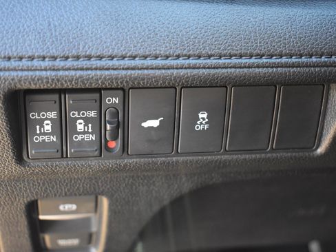 Used 2025 Honda Odyssey EX-L image 25