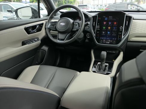 Used 2025 Subaru Forester Limited AWD/4WD image 24